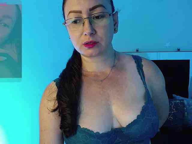 Milly-Sanchez webcam