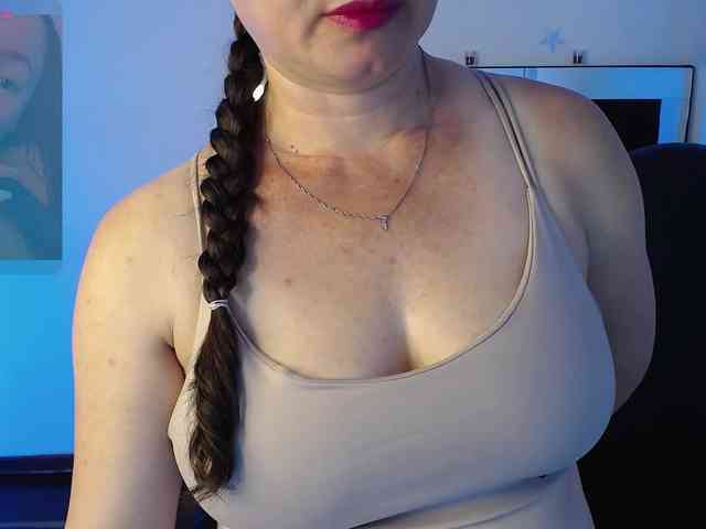 Milly-Sanchez webcam