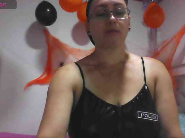 Milly-Sanchez webcam