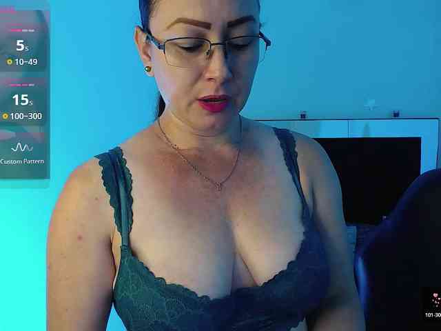 Milly-Sanchez webcam