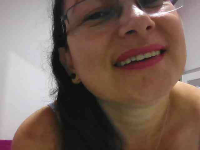 Milly-Sanchez webcam
