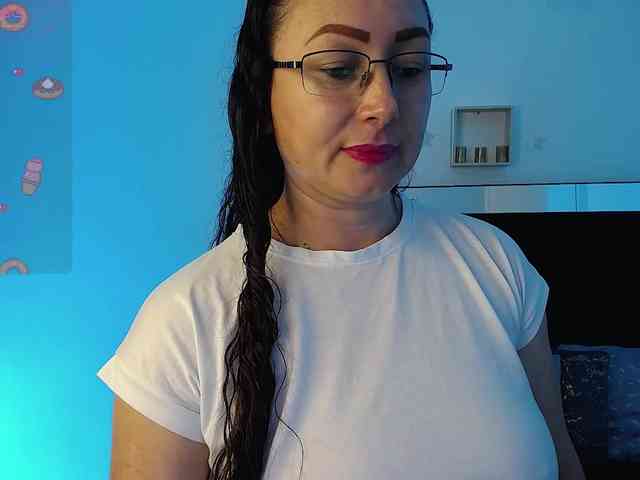 Milly-Sanchez webcam