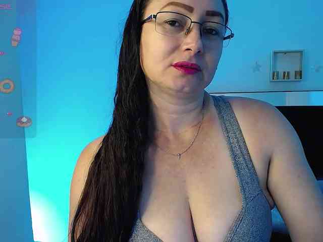 Milly-Sanchez webcam