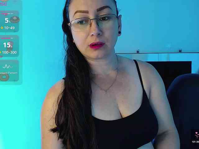 Milly-Sanchez webcam