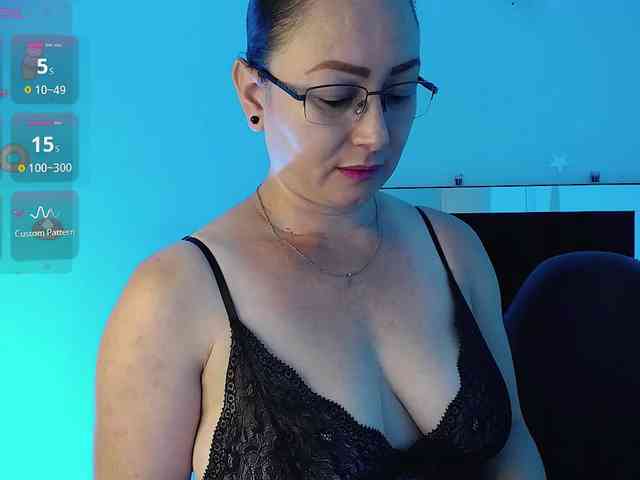 Milly-Sanchez webcam