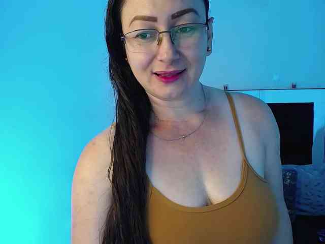 Milly-Sanchez webcam