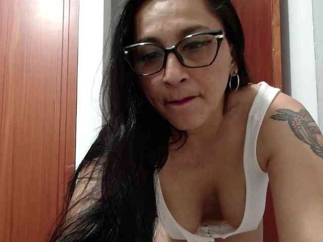 KarinaSuarez1 webcam