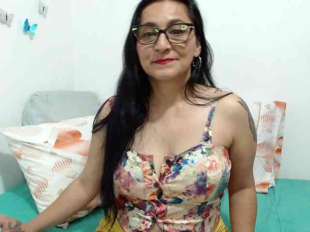KarinaSuarez1 webcam