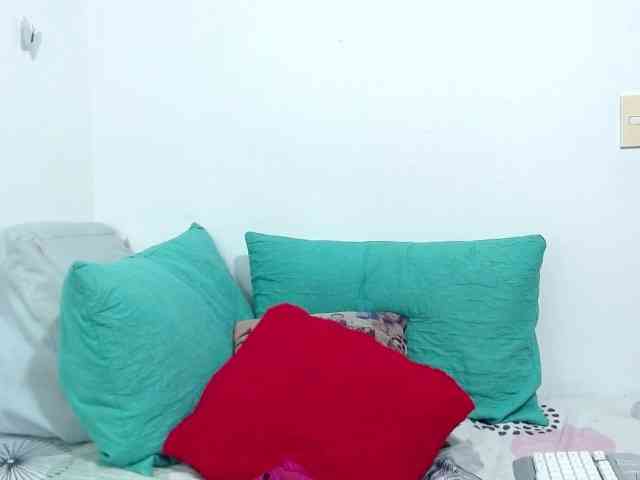 KarinaSuarez1 KarinaSuarez1