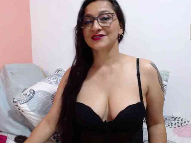 KarinaSuarez1 webcam