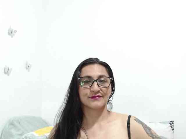 KarinaSuarez1 webcam