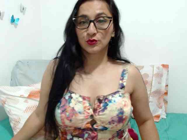 KarinaSuarez1 webcam