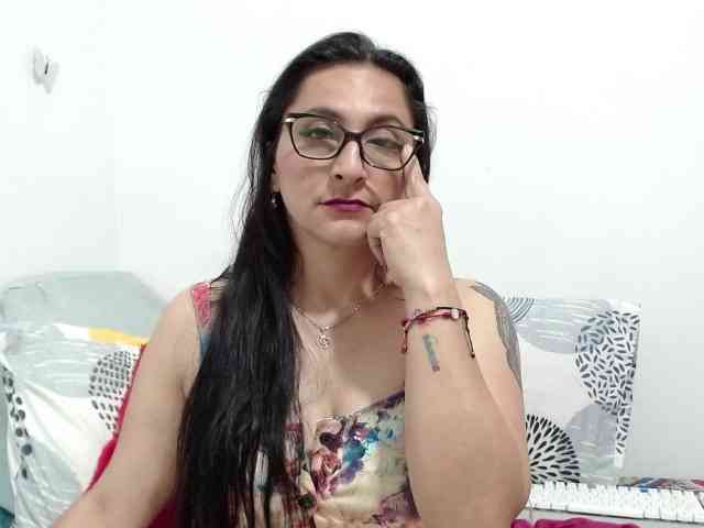 KarinaSuarez1 KarinaSuarez1