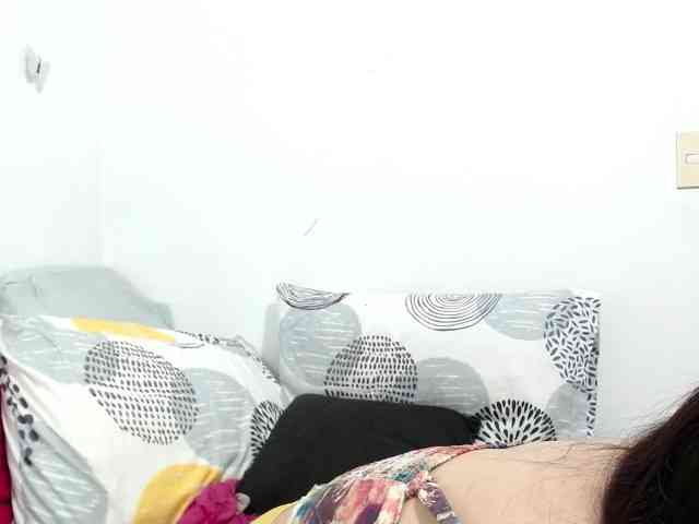 KarinaSuarez1 webcam