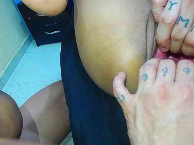zarinabetifull webcam