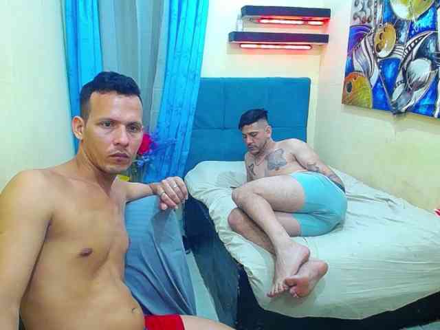 zarinabetifull webcam