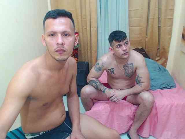 zarinabetifull webcam