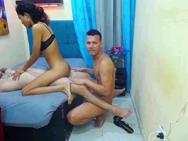 zarinabetifull webcam