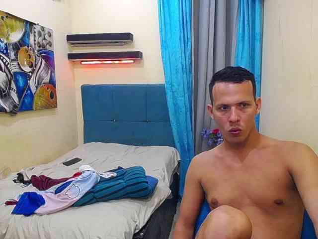 zarinabetifull Live Webcam on BongaCams