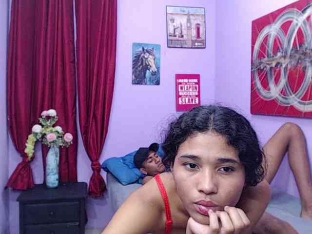 zarinabetifull webcam