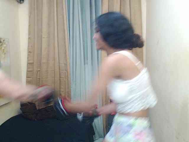 zarinabetifull webcam