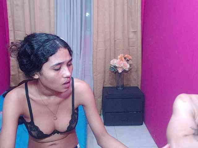 zarinabetifull webcam