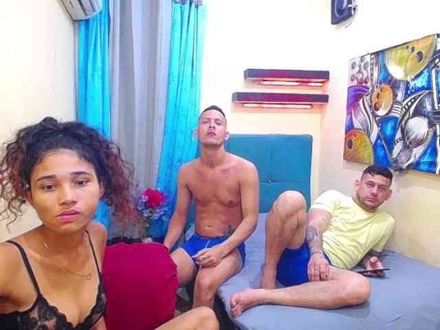 zarinabetifull webcam