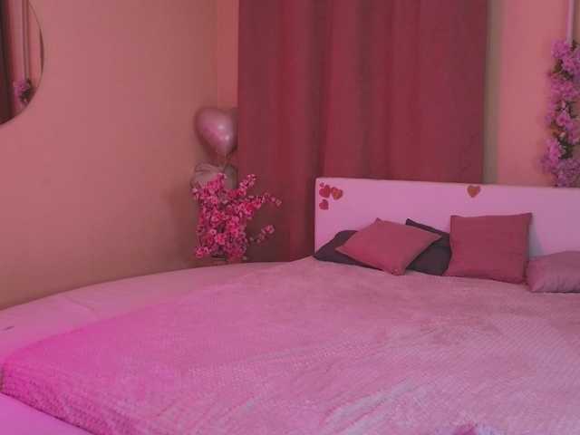 CherryLea's BongaCams show and profile