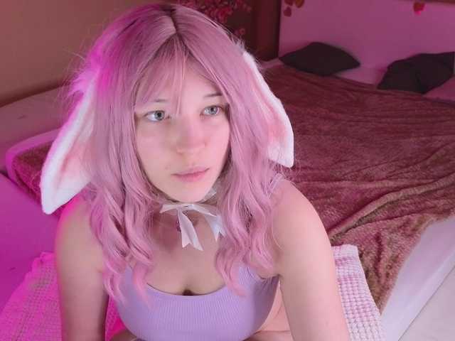 CherryLea's BongaCams show and profile