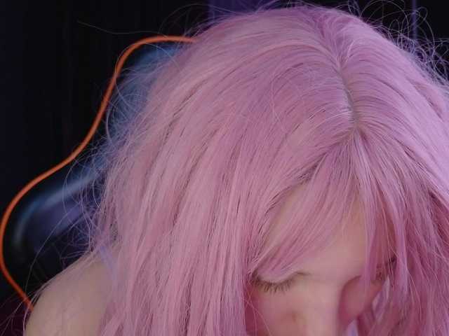 CherryLea's BongaCams show and profile