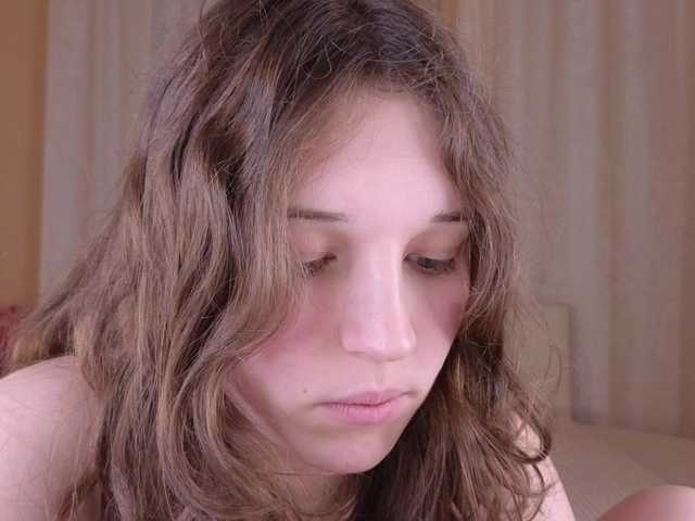 CherryLea's BongaCams show and profile