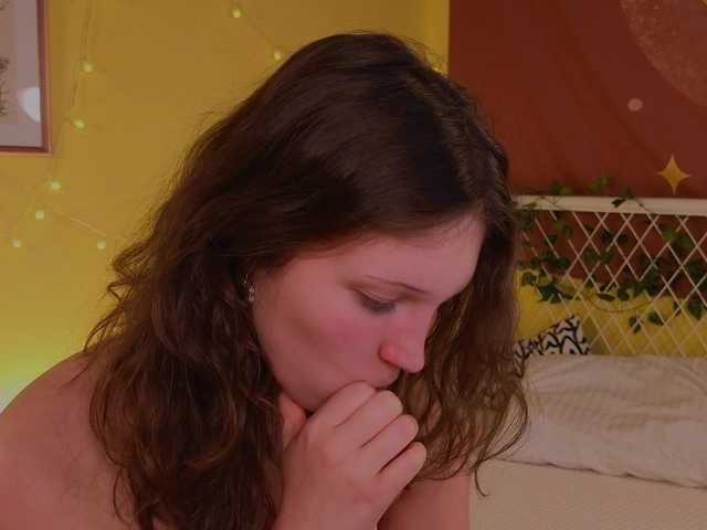 CherryLea from BongaCams