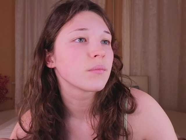 CherryLea's BongaCams show and profile