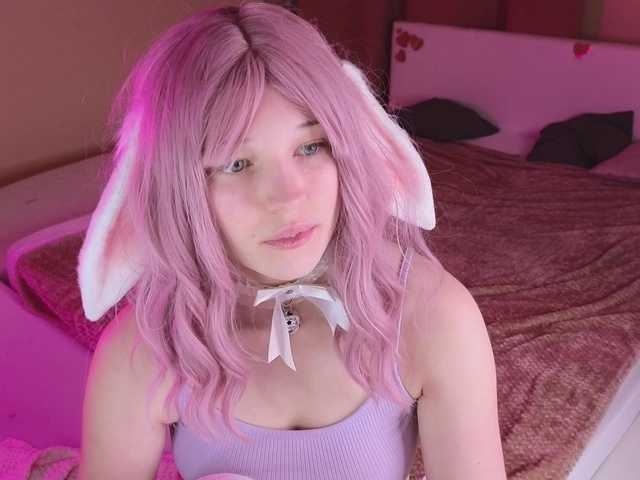 CherryLea's BongaCams show and profile