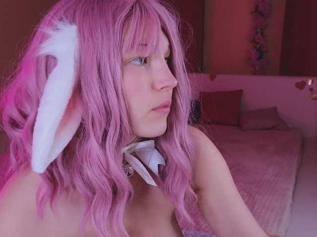 CherryLea's BongaCams show and profile