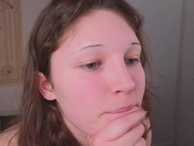 CherryLea's BongaCams show and profile