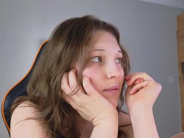 CherryLea's BongaCams show and profile