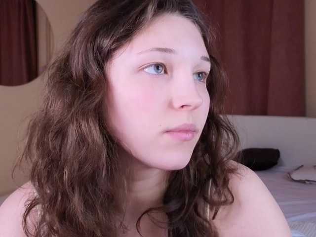 CherryLea's BongaCams show and profile