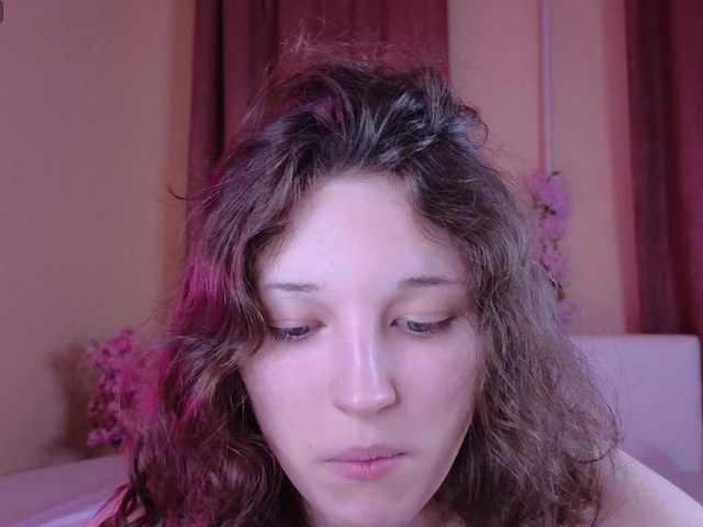 CherryLea's BongaCams show and profile