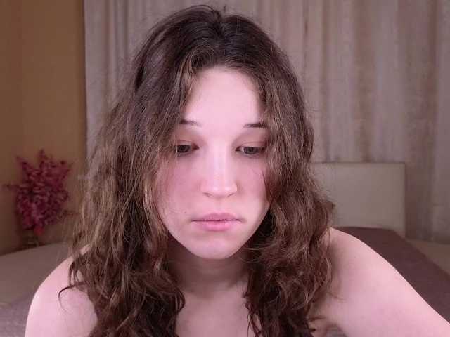 CherryLea live cam profile