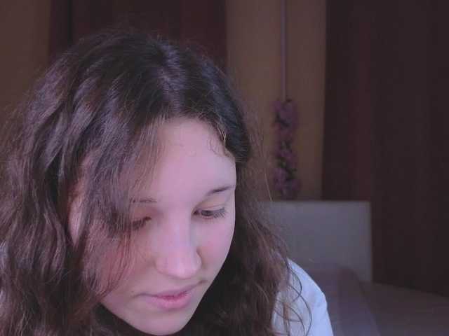 CherryLea's BongaCams show and profile