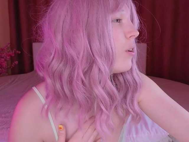 CherryLea's BongaCams show and profile