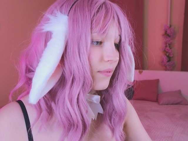 CherryLea's BongaCams show and profile