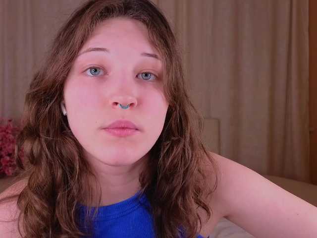 CherryLea's BongaCams show and profile