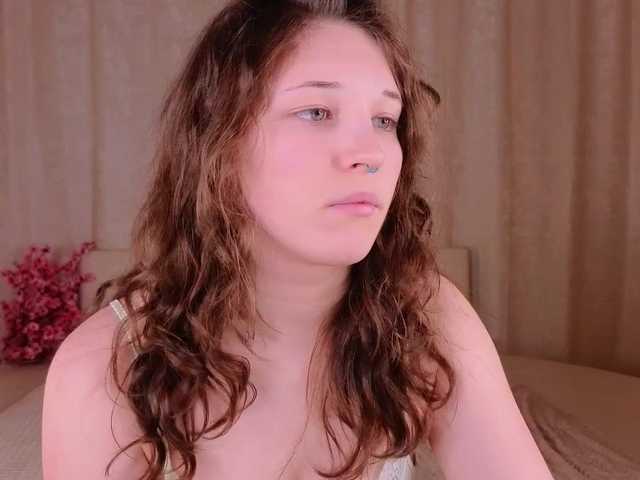 CherryLea's BongaCams show and profile