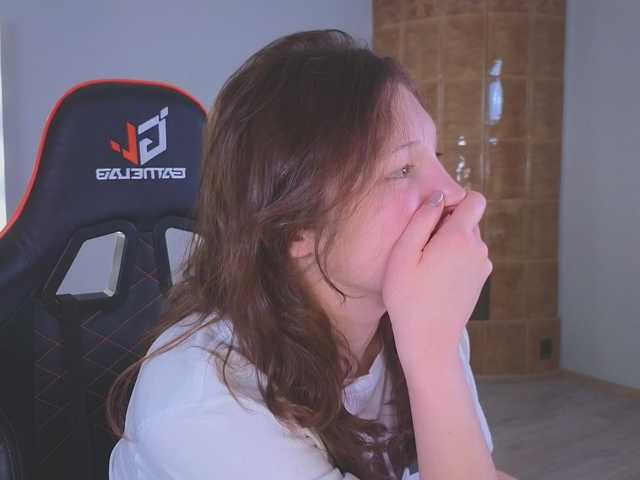 CherryLea's BongaCams show and profile