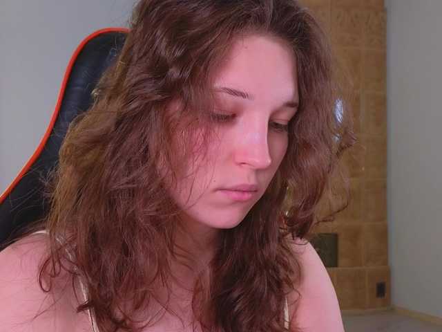 CherryLea's BongaCams show and profile