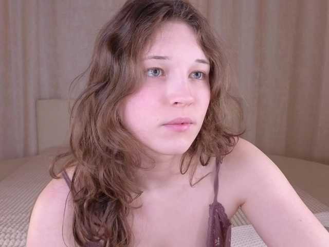 CherryLea's BongaCams show and profile