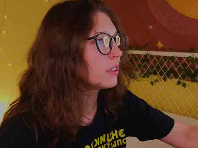 Lea_Belle webcam