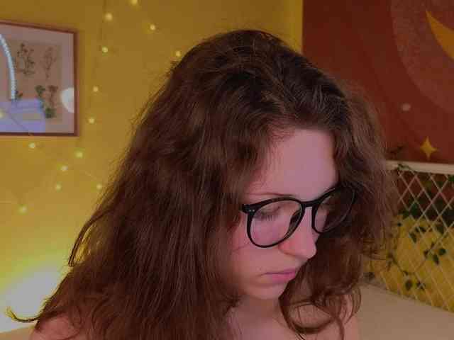 Lea_Belle webcam